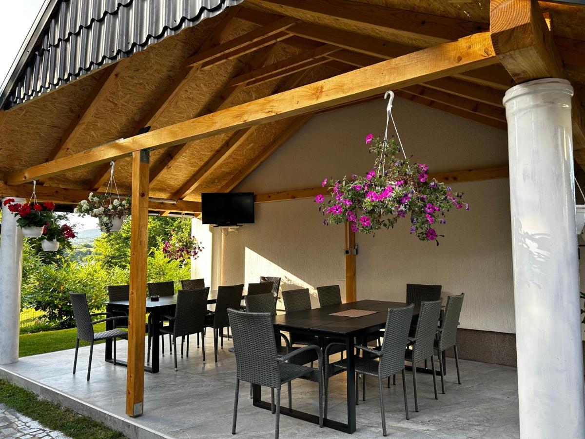House Mirjana Hotel Smoljanac Ngoại thất bức ảnh