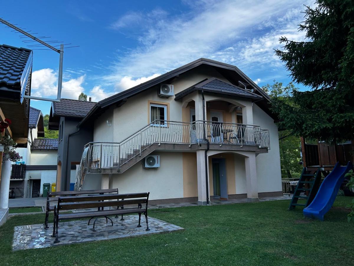 House Mirjana Hotel Smoljanac Ngoại thất bức ảnh