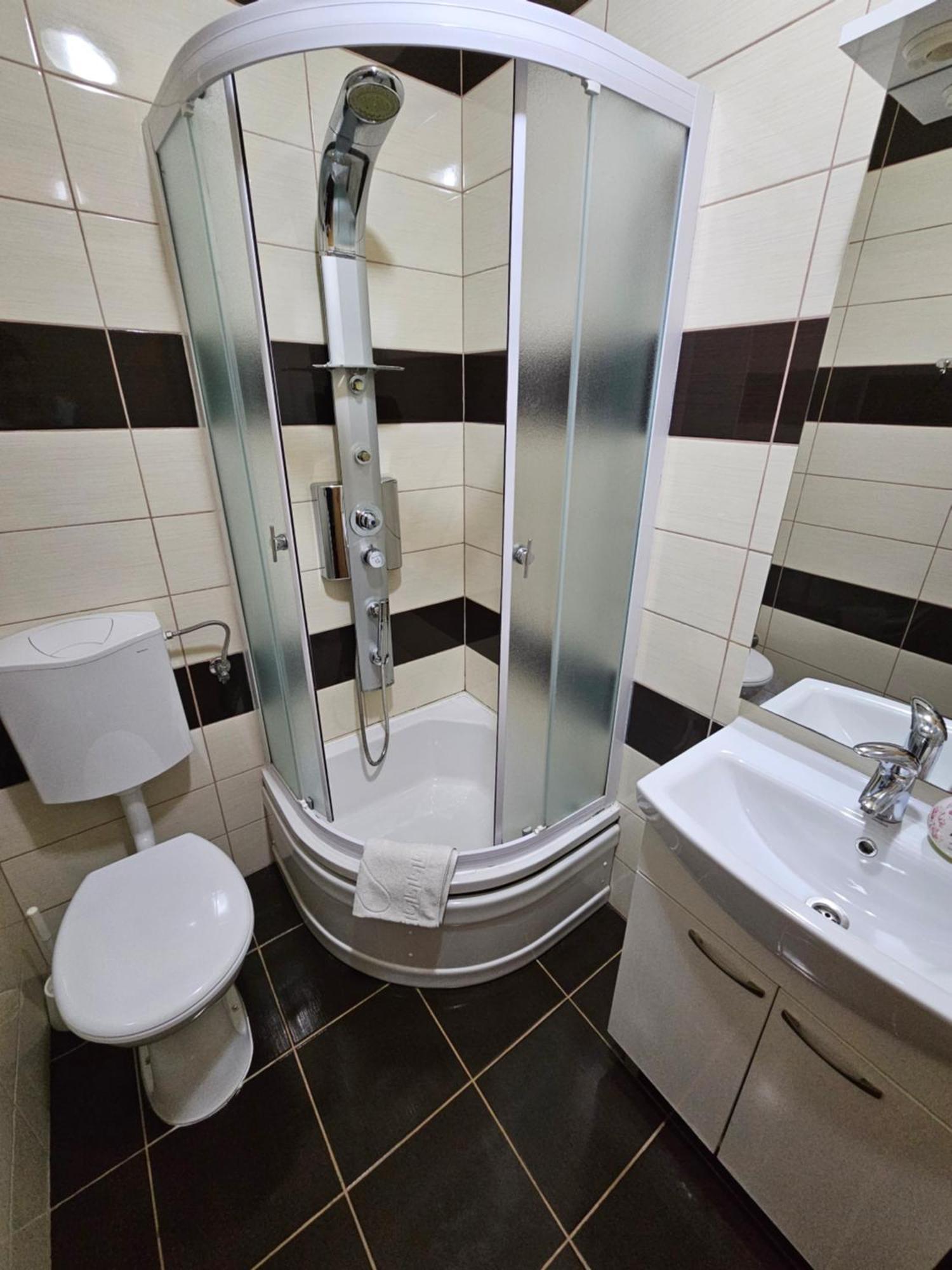 House Mirjana Hotel Smoljanac Ngoại thất bức ảnh