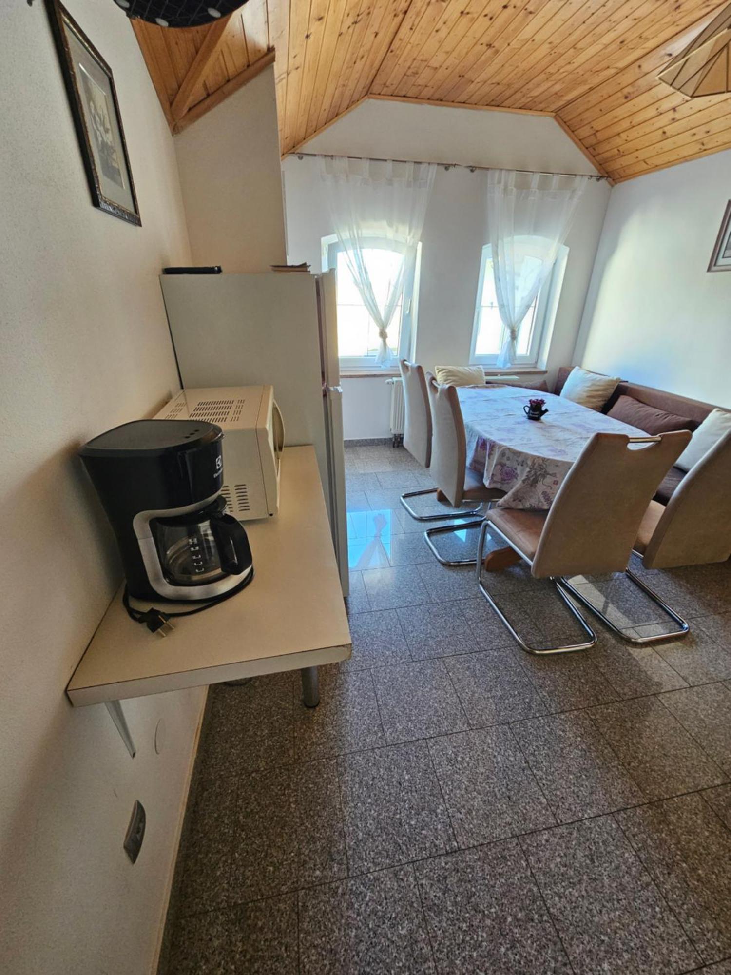 House Mirjana Hotel Smoljanac Ngoại thất bức ảnh
